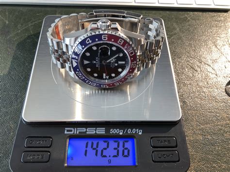 how much does a new rolex submariner weigh in grams|rolex weight chart.